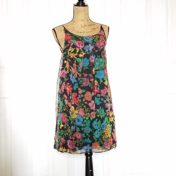 Derek Heart Dresses & Skirts - Derek ❤ Cute floral print tunic/dress lined Med. EUC